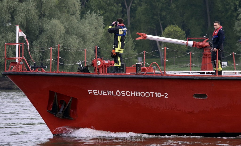 PRhein Koeln Porz Ensen Schwimmer untergegangen P095.JPG - Miklos Laubert